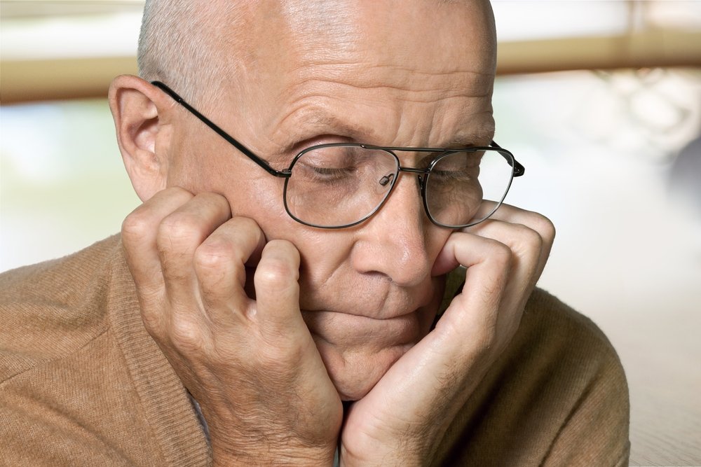 Болезнь Альцгеймера: симптомы и признаки, лечение, препараты